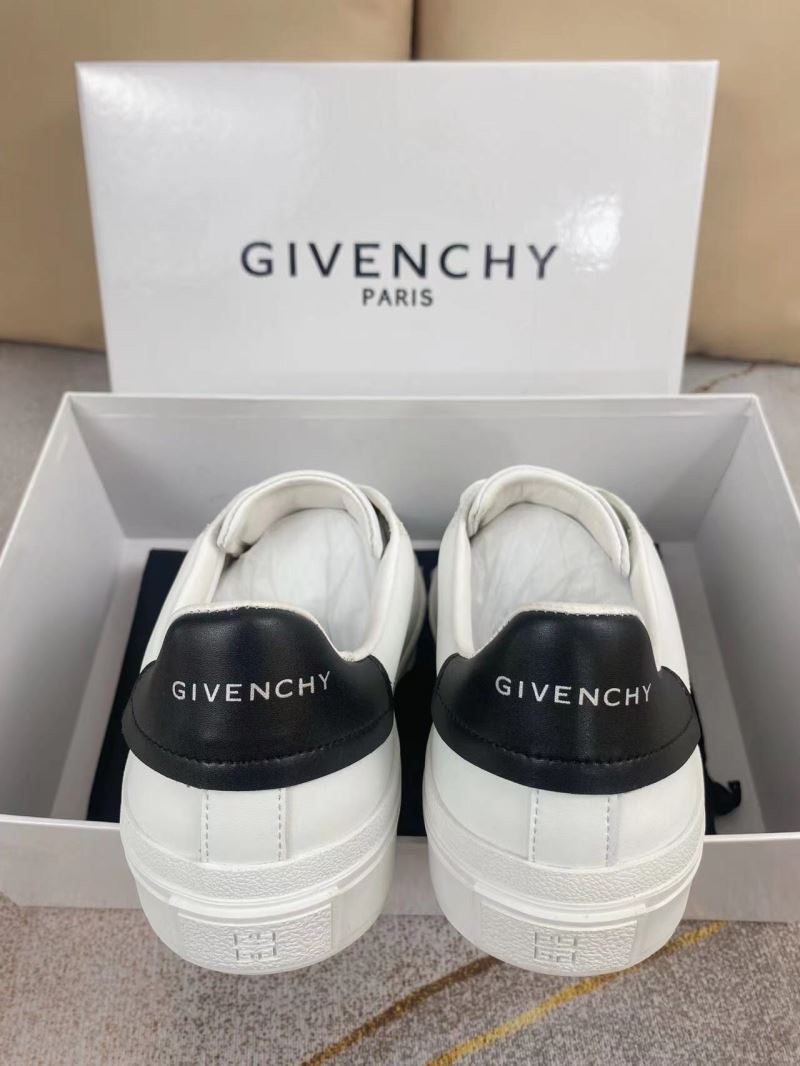 Givenchy Sneakers